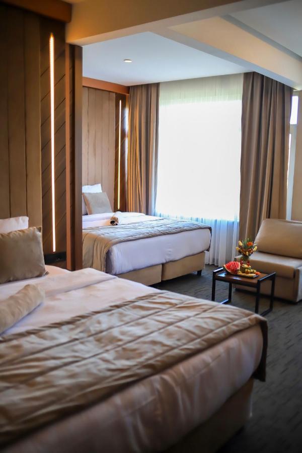 The Park Hotel Istanbul Exterior foto